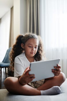 pexels-money-7120198