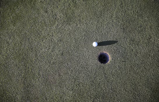 {stock-photo-financial-negotiation}