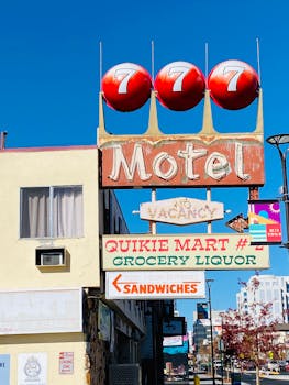 online banking on pexels