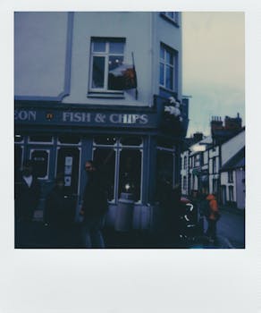 financial_contracts_pexels