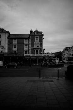 money-analytics-pexels